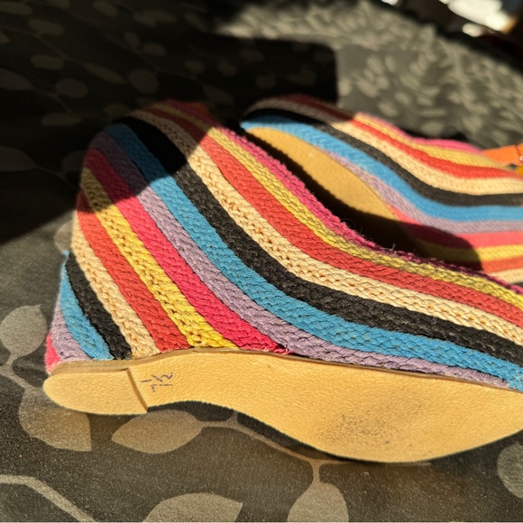 Colorful Striped Wedge Sandals - Picture 7 of 13